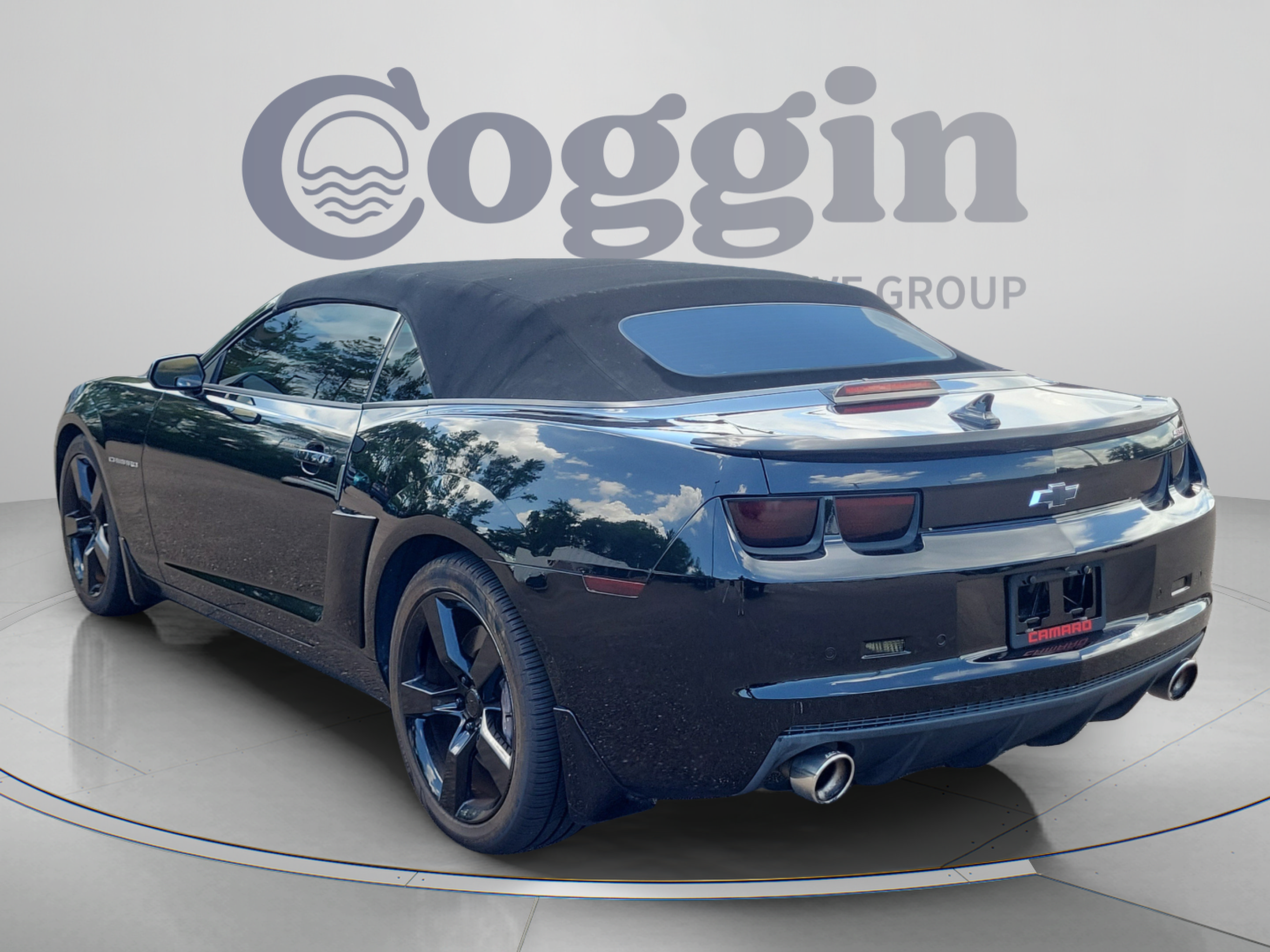Used 2011 Chevrolet Camaro SS w/ RS Package RWD image 3