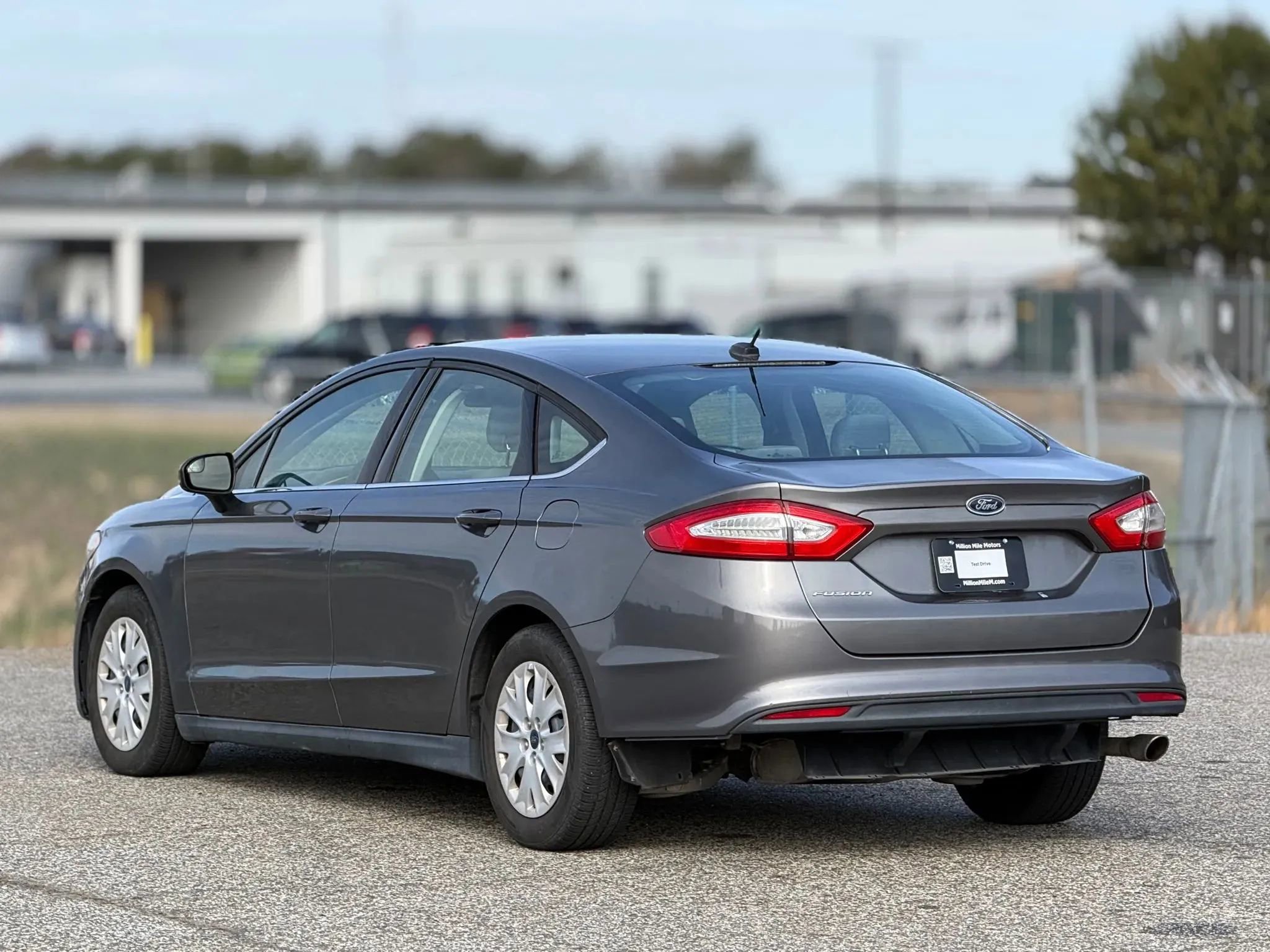 Used 2014 Ford Fusion S image 10
