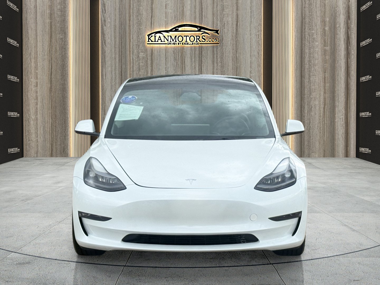 Used 2023 Tesla Model 3 Standard Range RWD image 5