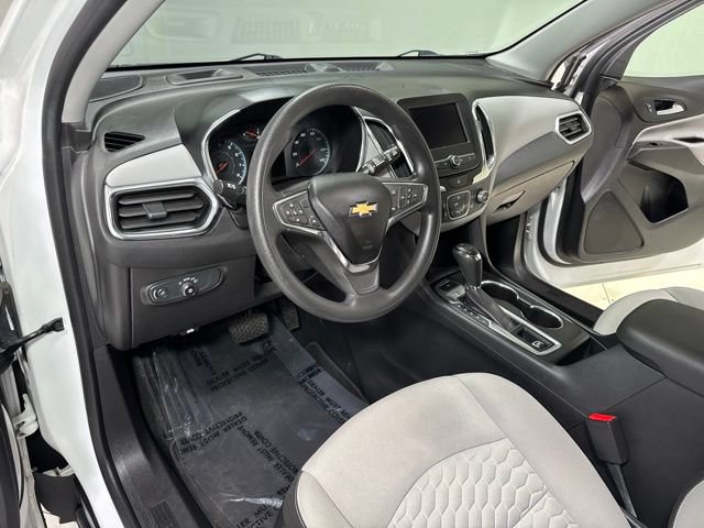 Used 2020 Chevrolet Equinox LS AWD/4WD image 10