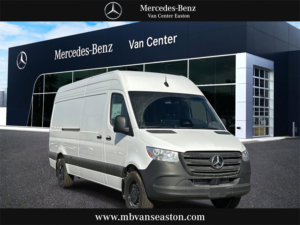 New 2025 Mercedes-Benz Sprinter 2500 image 1