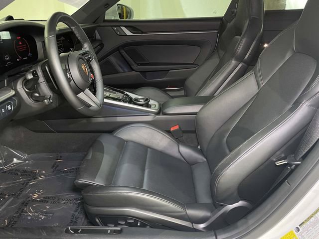 Certified 2025 Porsche 911 Carrera image 5