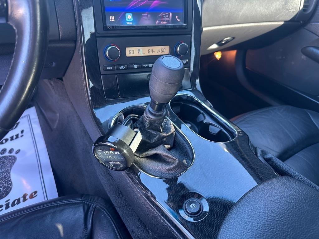 Used 2010 Chevrolet Corvette Coupe w/ 1LT image 16