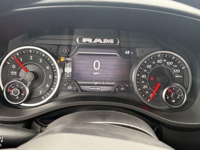 New 2026 RAM 1500 Express AWD/4WD image 18