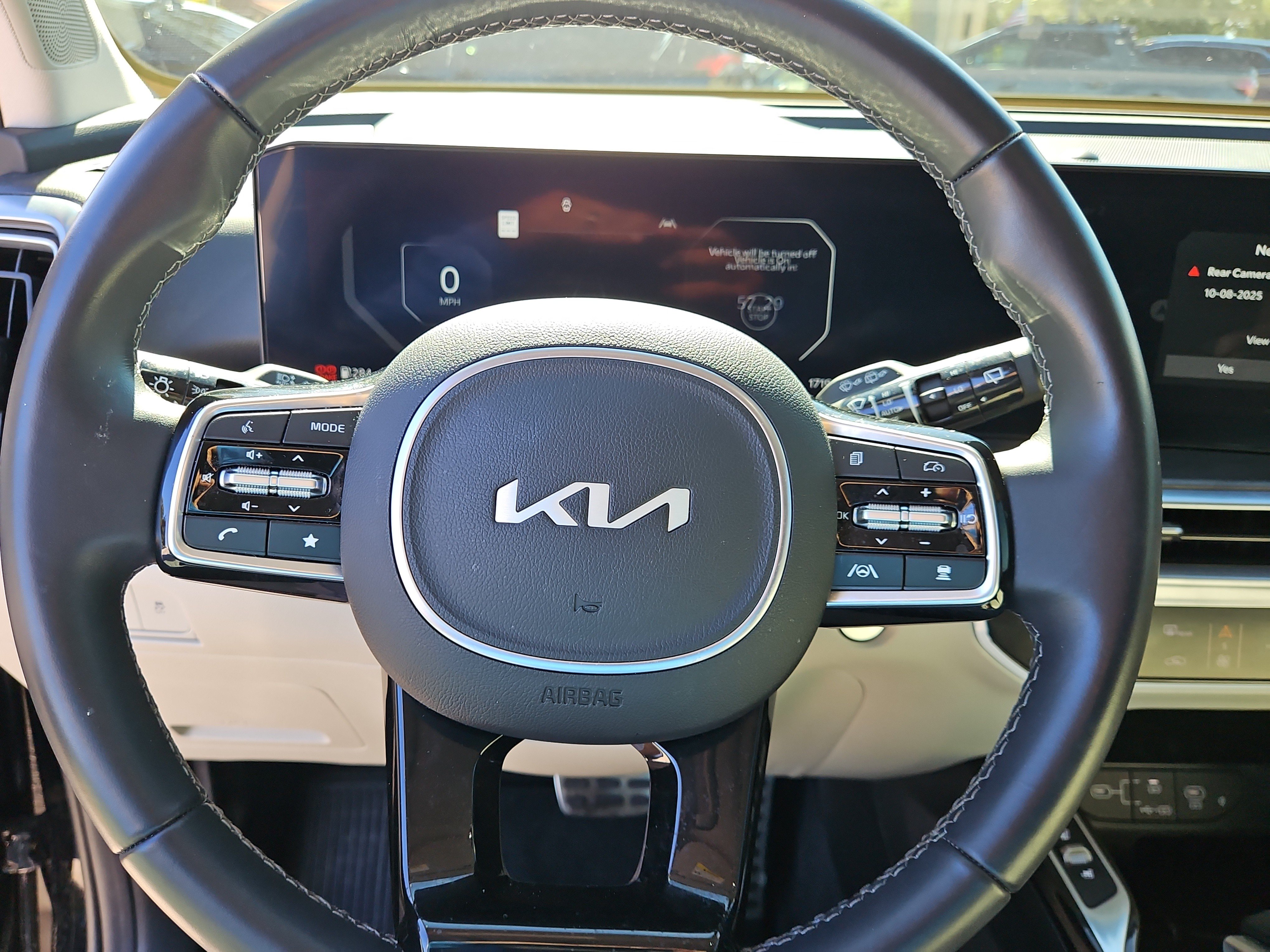 Used 2024 Kia Sorento SX AWD/4WD image 16