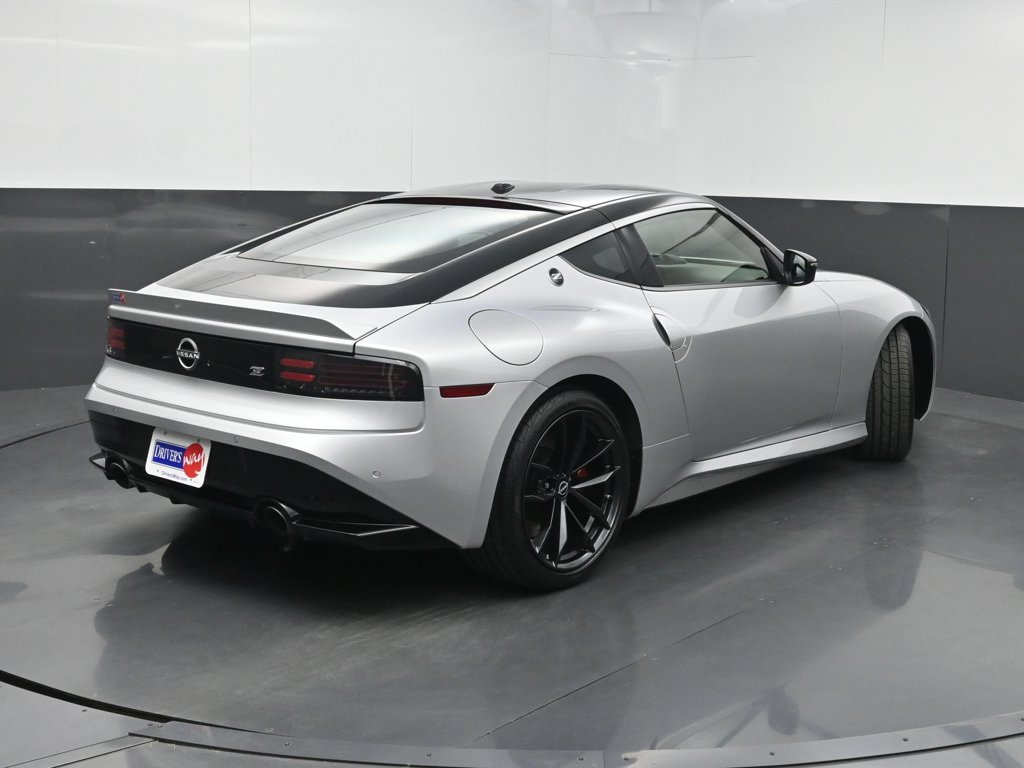 Used 2025 Nissan Z Performance w/ Floor Mat Package RWD image 22