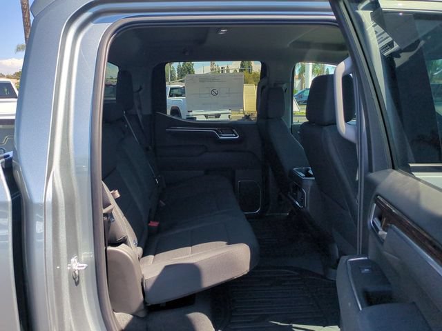 New 2026 GMC Sierra 1500 Elevation w/ LPO, Elevation Black Package AWD/4WD image 28