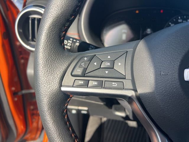 Used 2023 Nissan Kicks SR w/ SR Premium Package FWD image 10