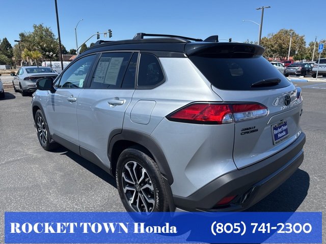 Used 2025 Toyota Corolla Cross AWD Hybrid image 2