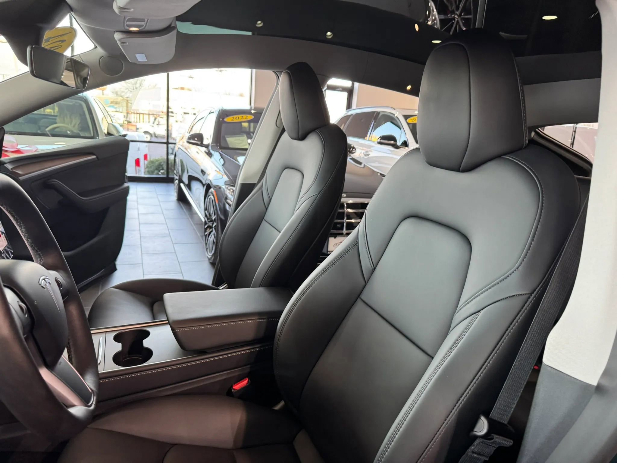 Used 2024 Tesla Model Y Long Range image 10