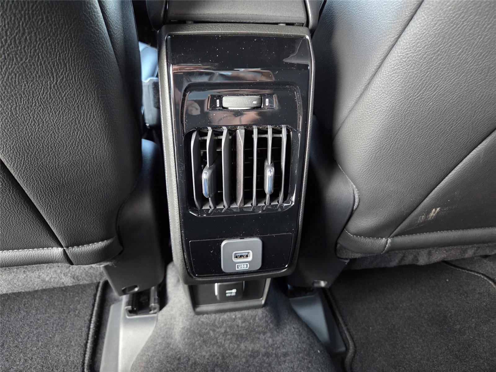 New 2026 Jeep Compass Latitude image 22