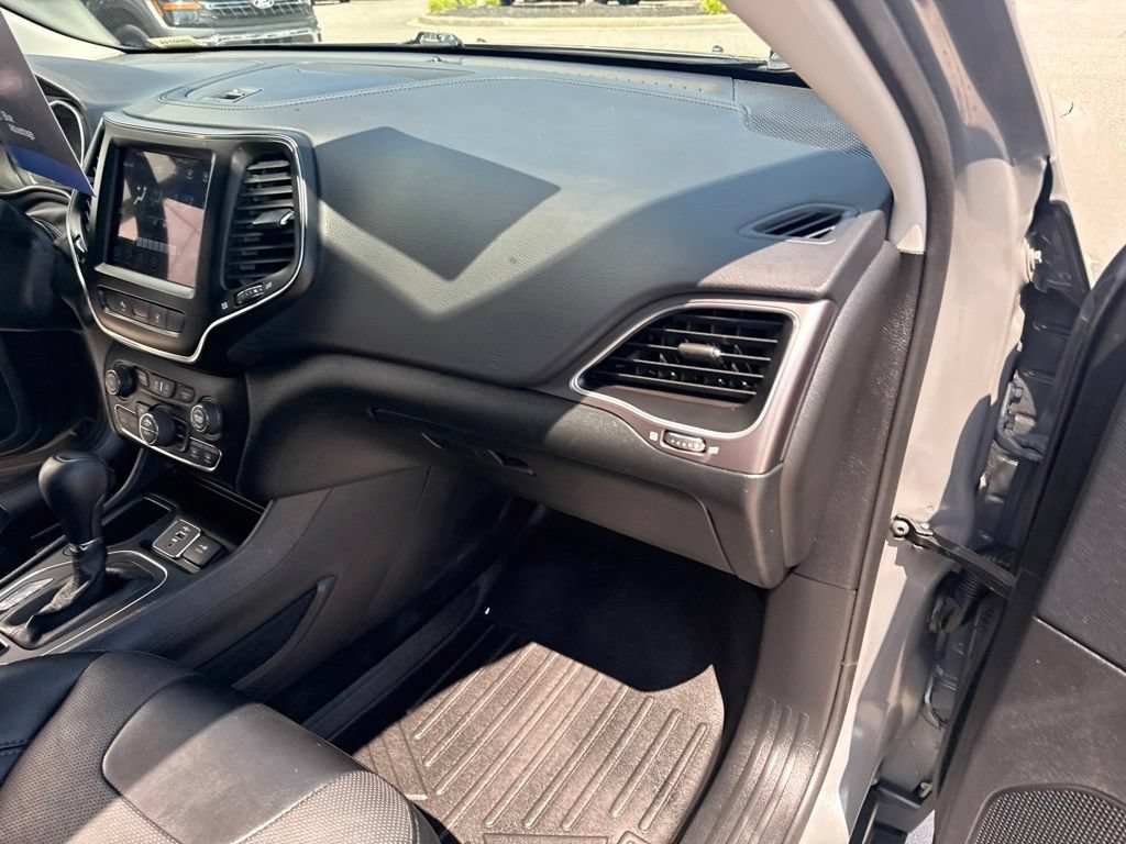 Used 2022 Jeep Cherokee Latitude Lux w/ Sun & Sound Group FWD image 32