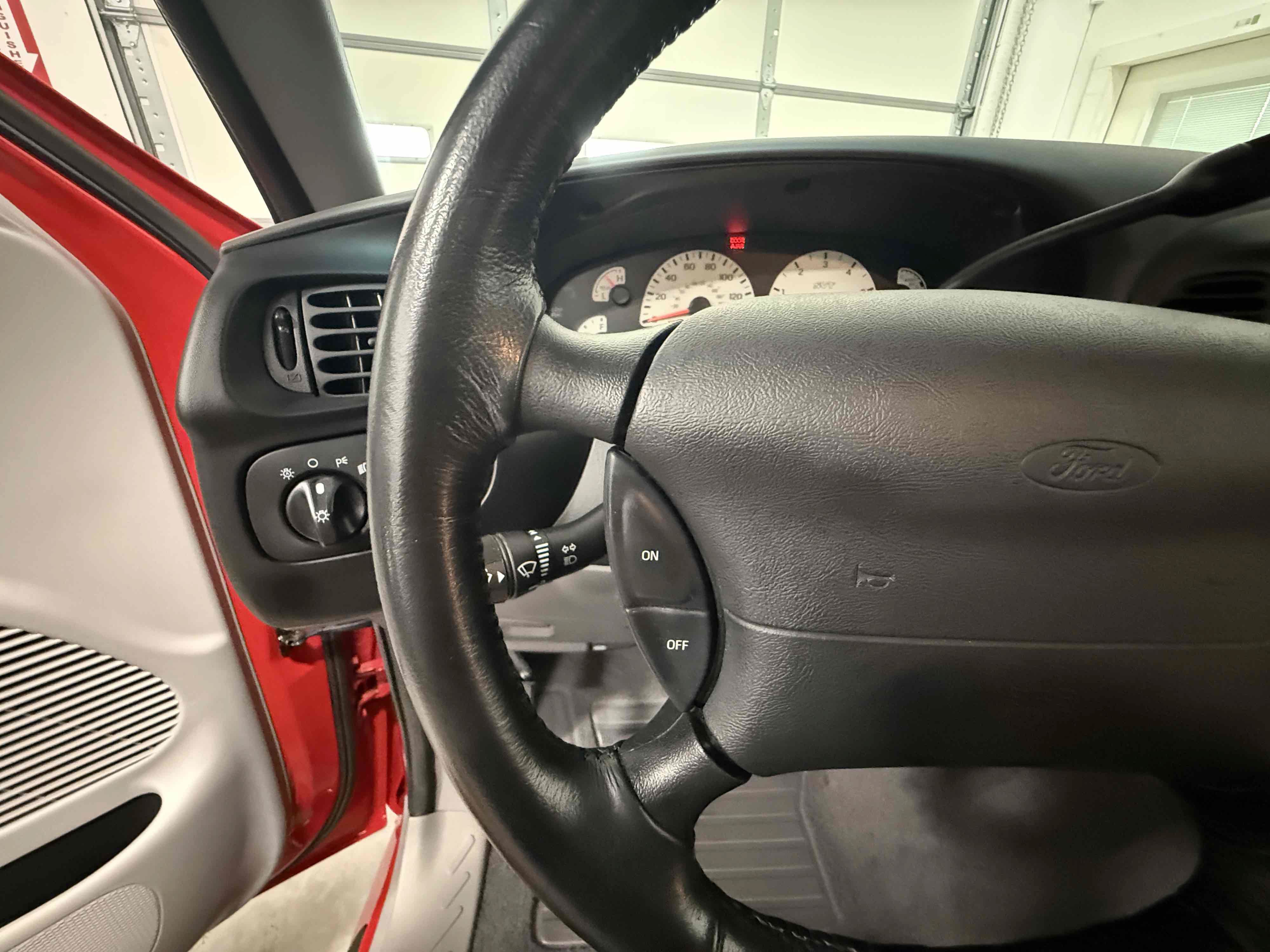 Used 2001 Ford F150 Lightning RWD image 53