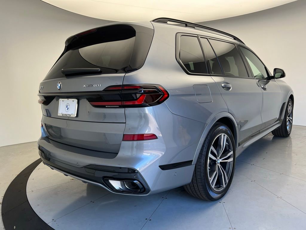New 2026 BMW X7 xDrive40i w/ M Sport Package image 3