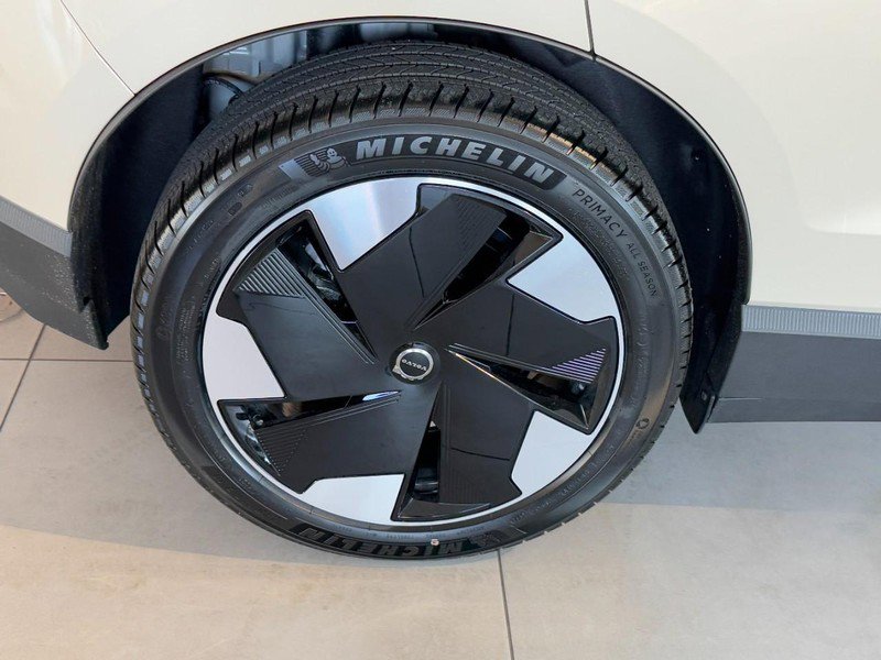 New 2026 Volvo EX30 Plus w/ Climate Package image 4