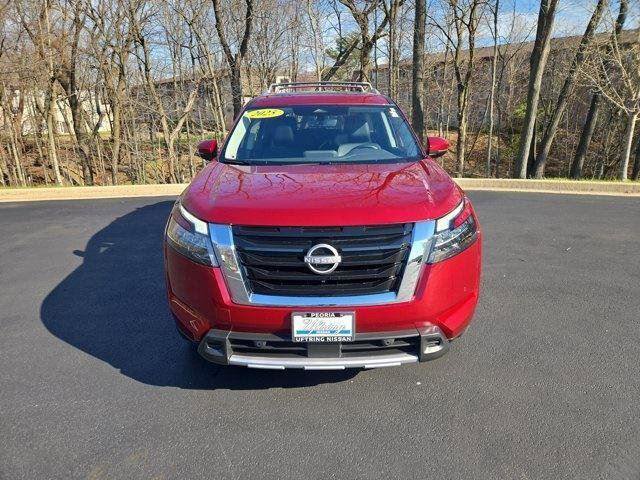 Certified 2025 Nissan Pathfinder SL w/ SL Premium Package image 7