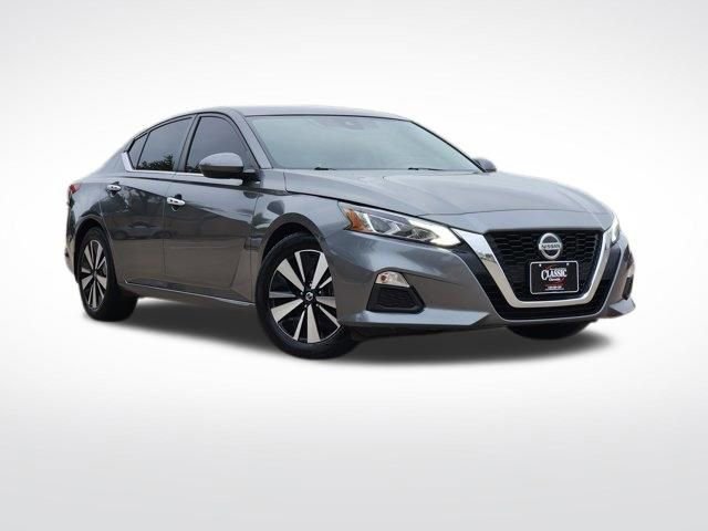 Used 2022 Nissan Altima 2.5 SV image 2