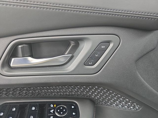 Used 2023 Nissan Ariya AWD image 26