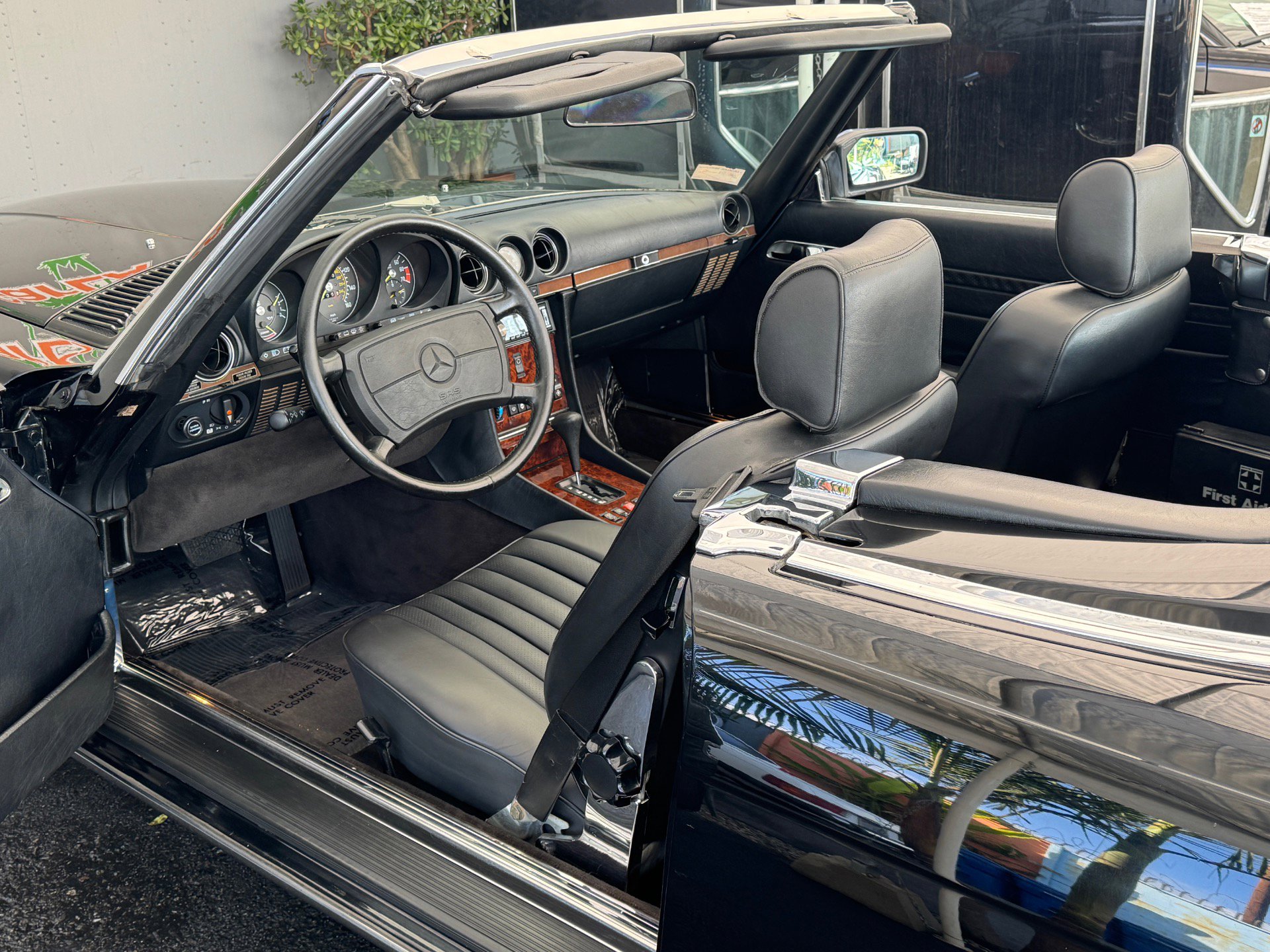 Used 1989 Mercedes-Benz 560 SL image 24