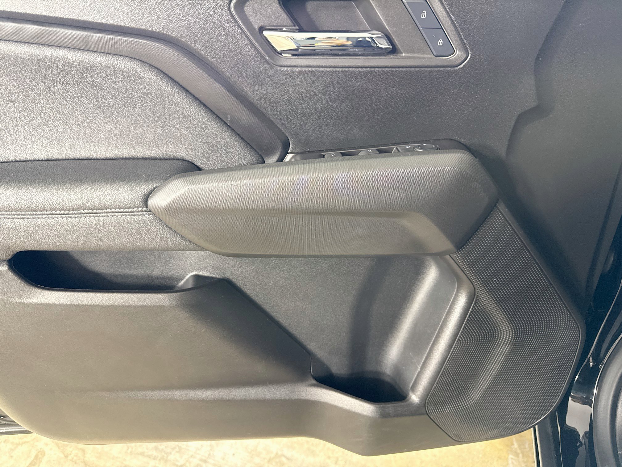 Used 2024 GMC Canyon Elevation w/ Convenience Package RWD image 20