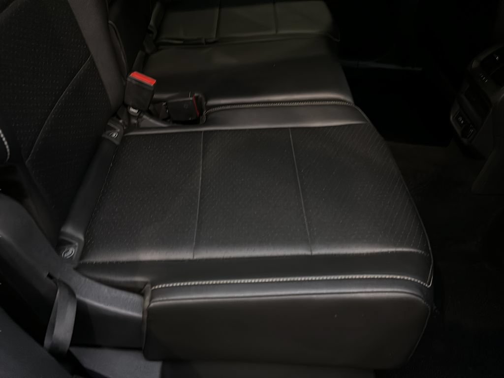 Used 2021 Volkswagen Tiguan SE AWD/4WD image 15