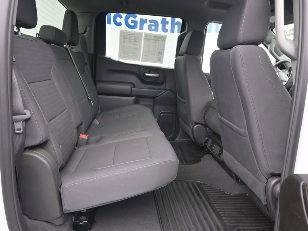 Used 2024 Chevrolet Silverado 1500 Custom image 9