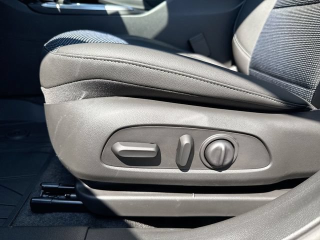 New 2026 Buick Envista Sport Touring w/ Convenience I Package FWD image 12