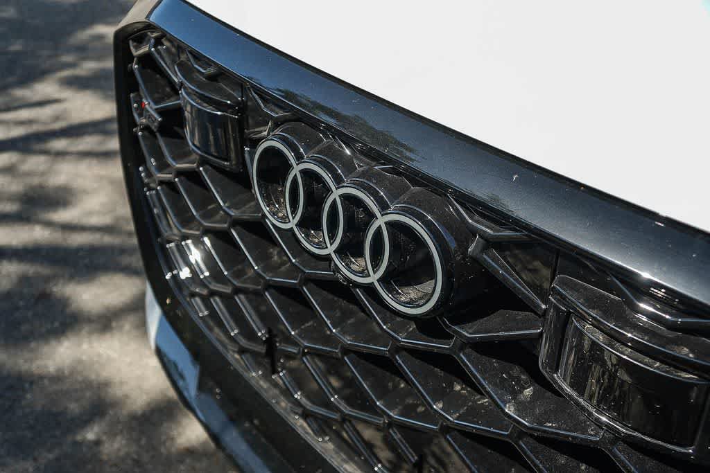 New 2026 Audi RS Q8 performance AWD/4WD image 9