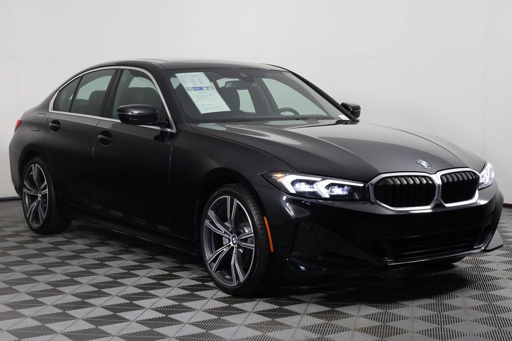 Used 2024 BMW 330i Sedan w/ Convenience Package RWD image 3