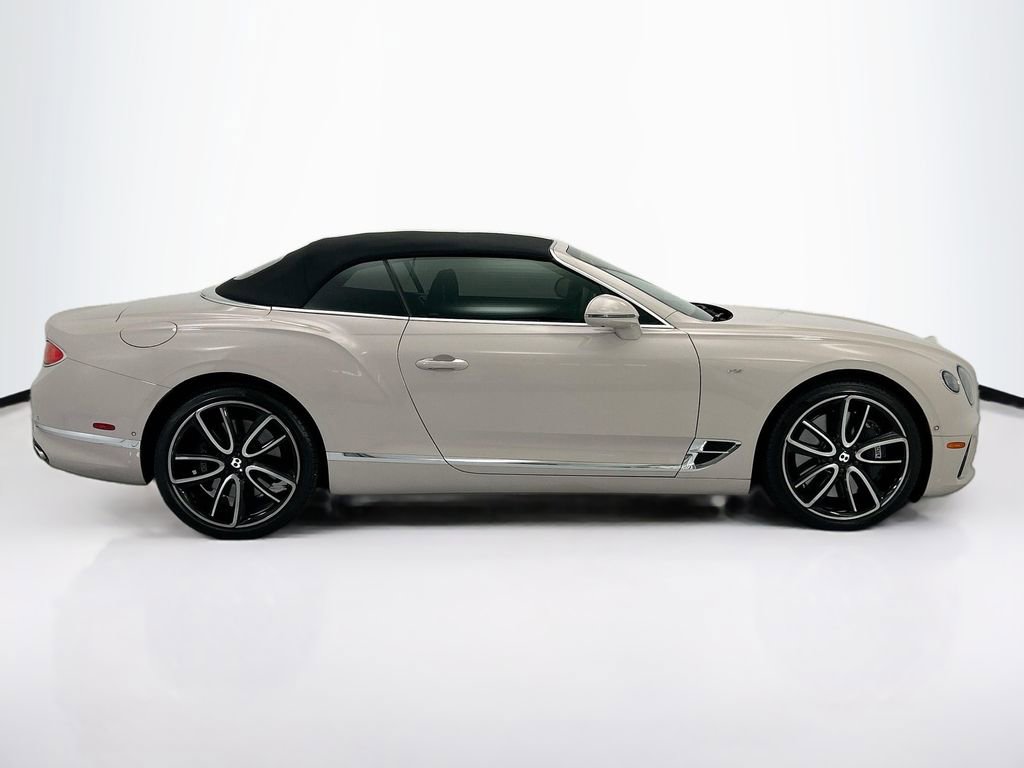 Used 2021 Bentley Continental GT image 12