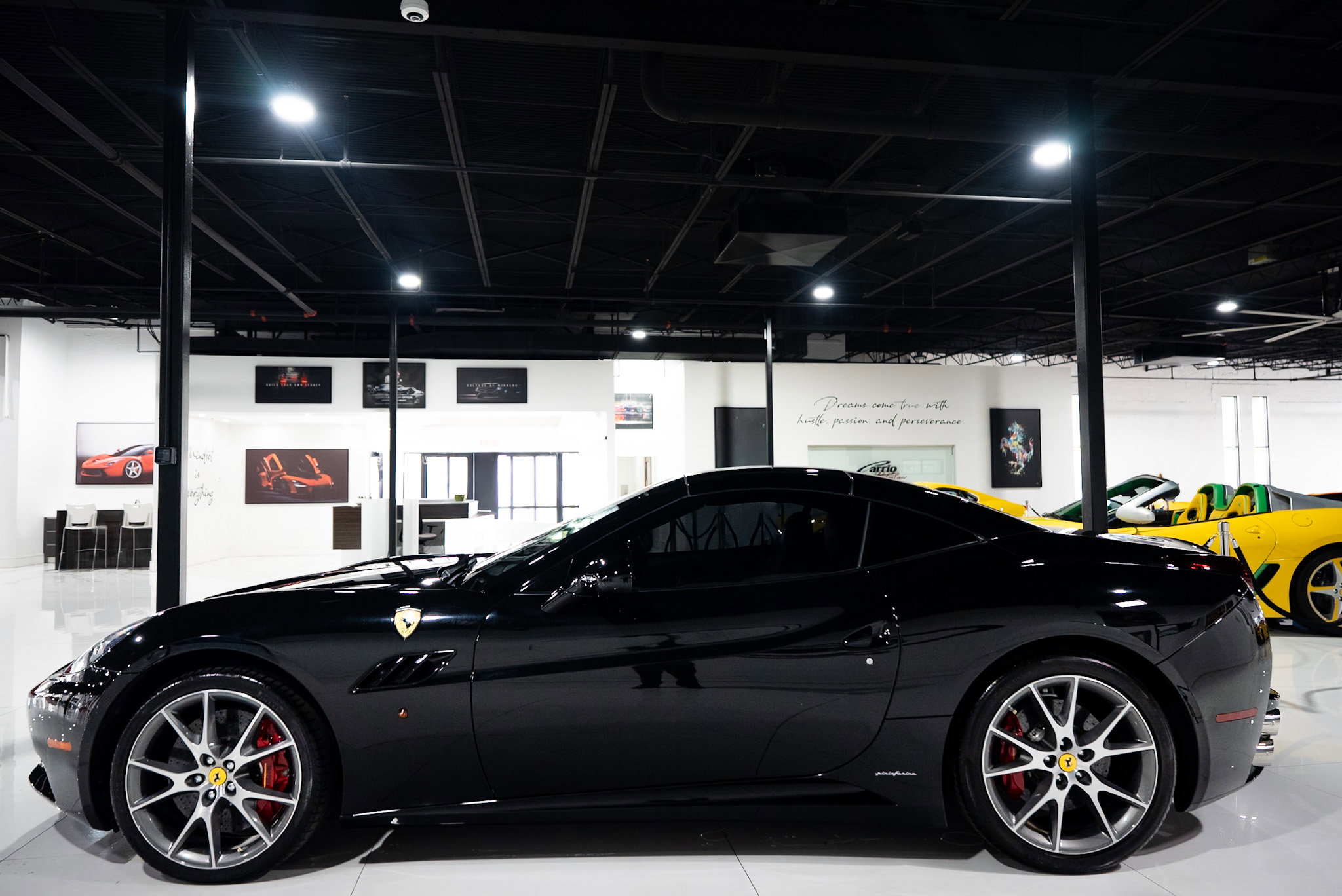 Used 2012 Ferrari California image 11