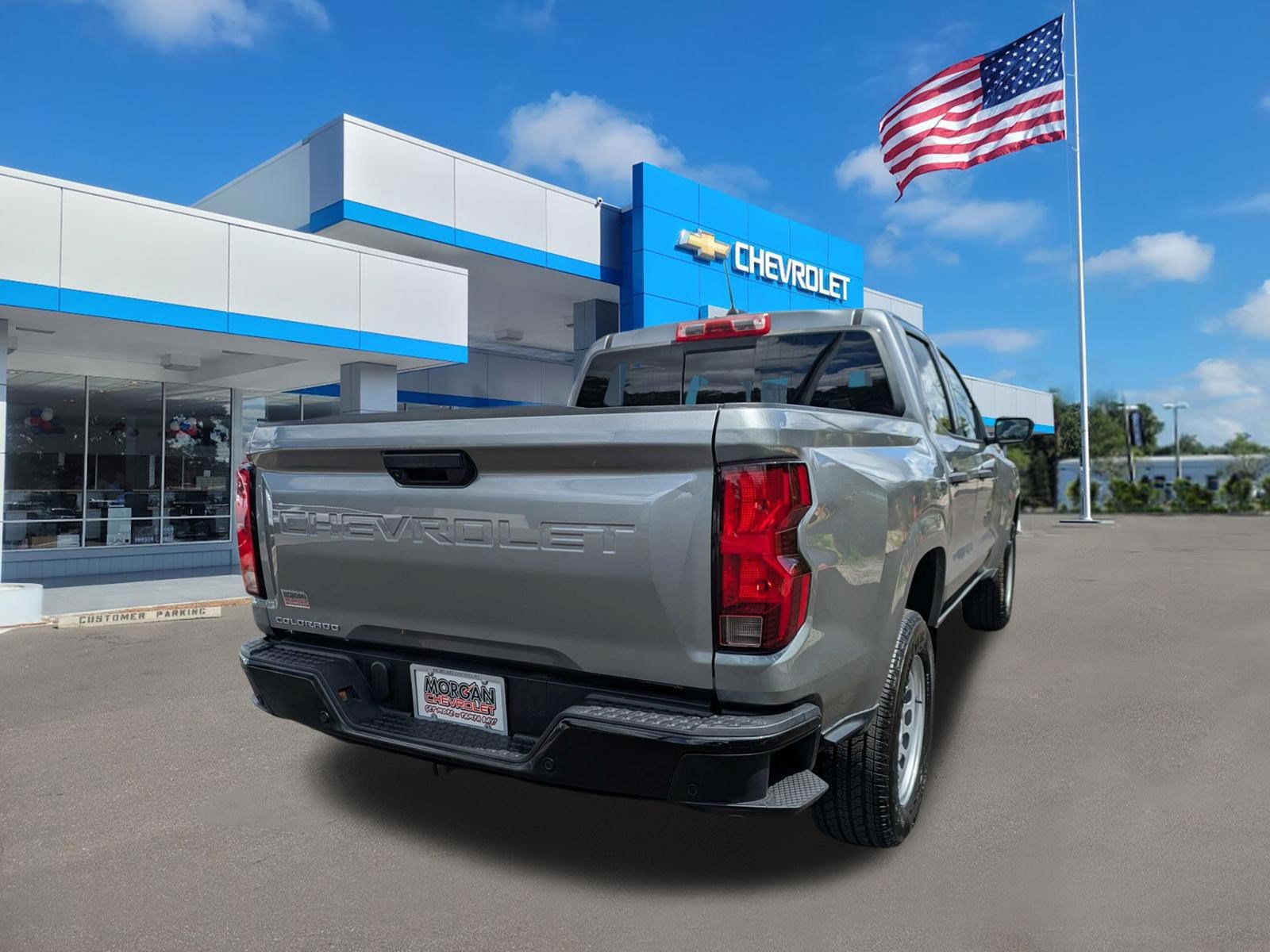 Used 2025 Chevrolet Colorado W/T RWD image 3