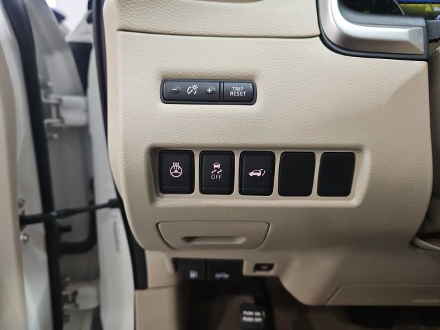 Certified 2018 Nissan Murano Platinum image 12