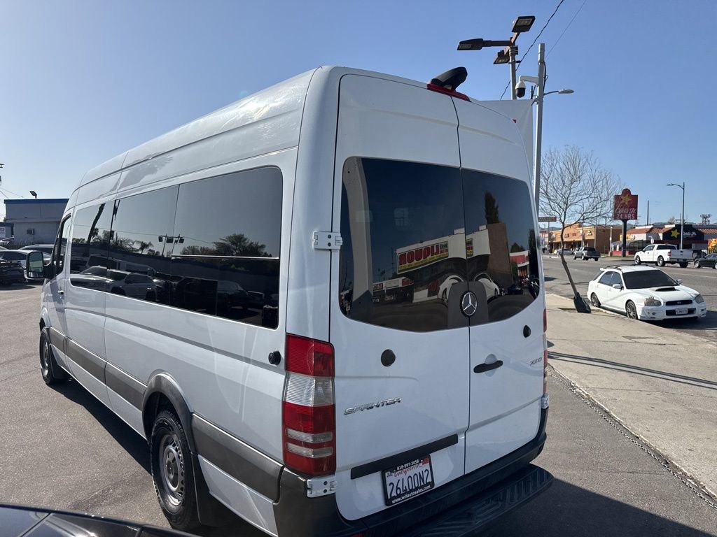 Used 2018 Mercedes-Benz Sprinter 2500 image 4