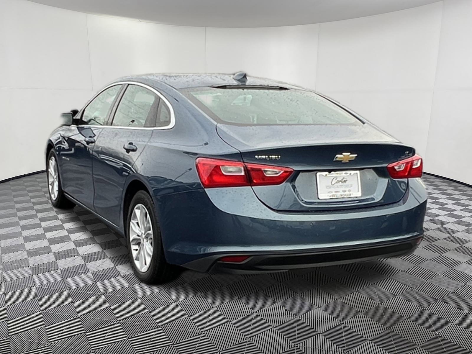 Used 2024 Chevrolet Malibu LT image 4