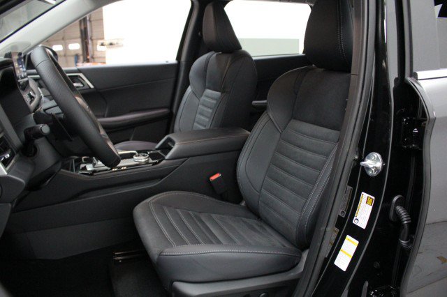 New 2026 Mitsubishi Outlander SE AWD/4WD image 7