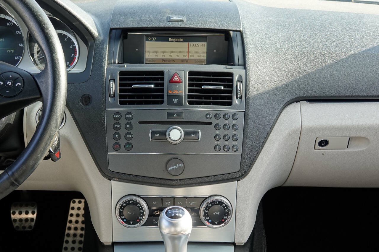 Used 2010 Mercedes-Benz C 300 Sedan image 71