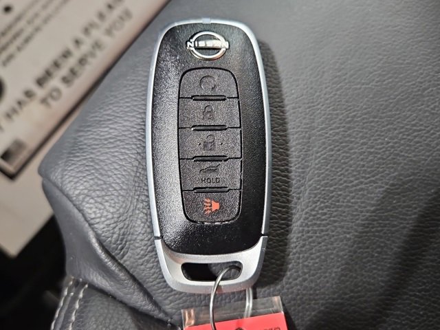 Used 2024 Nissan Rogue SL w/ SL Premium Package image 28