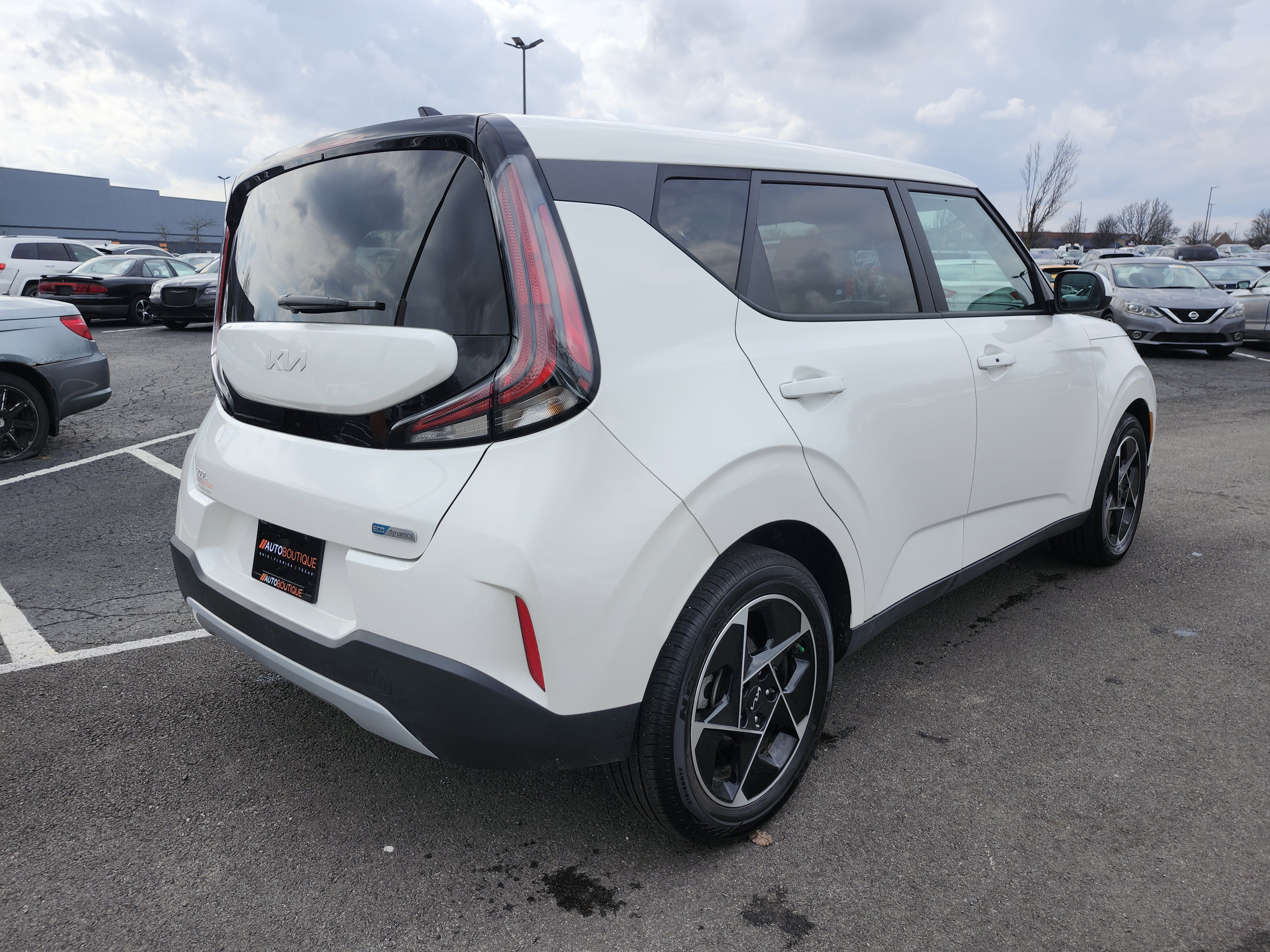 Used 2023 Kia Soul EX image 18
