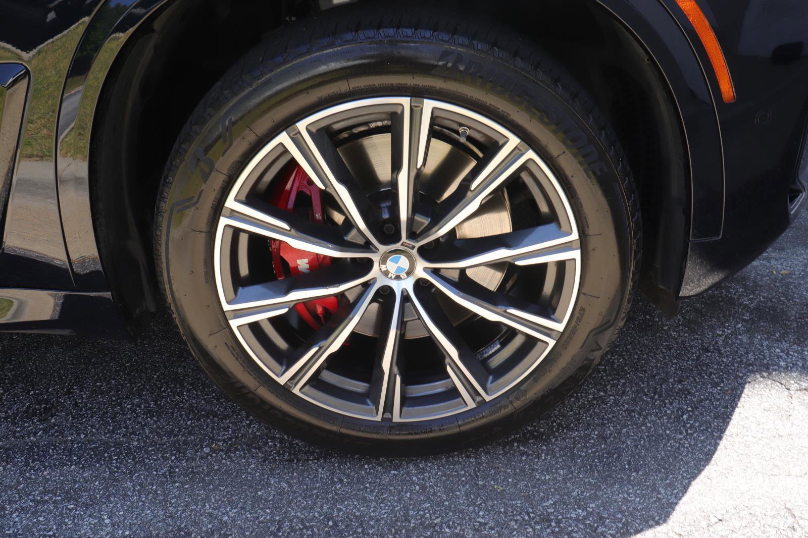 Used 2024 BMW X5 sDrive40i w/ M Sport Package image 44