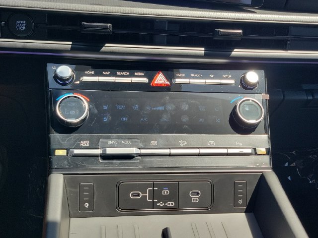 New 2026 Hyundai Santa Fe Calligraphy AWD/4WD image 14