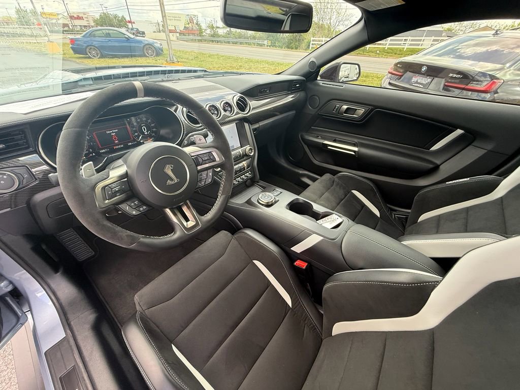 Used 2022 Ford Mustang Shelby GT500 w/ Carbon Fiber Track Pack image 14