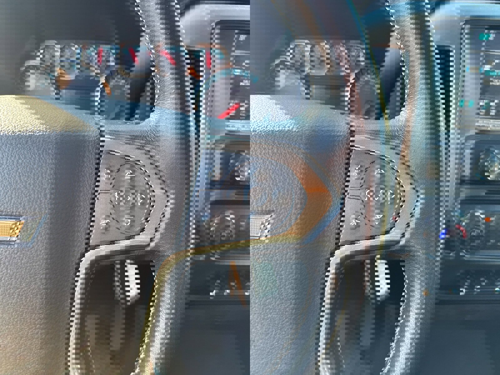 Used 2018 Chevrolet Silverado 1500 LT w/ All Star Edition image 27