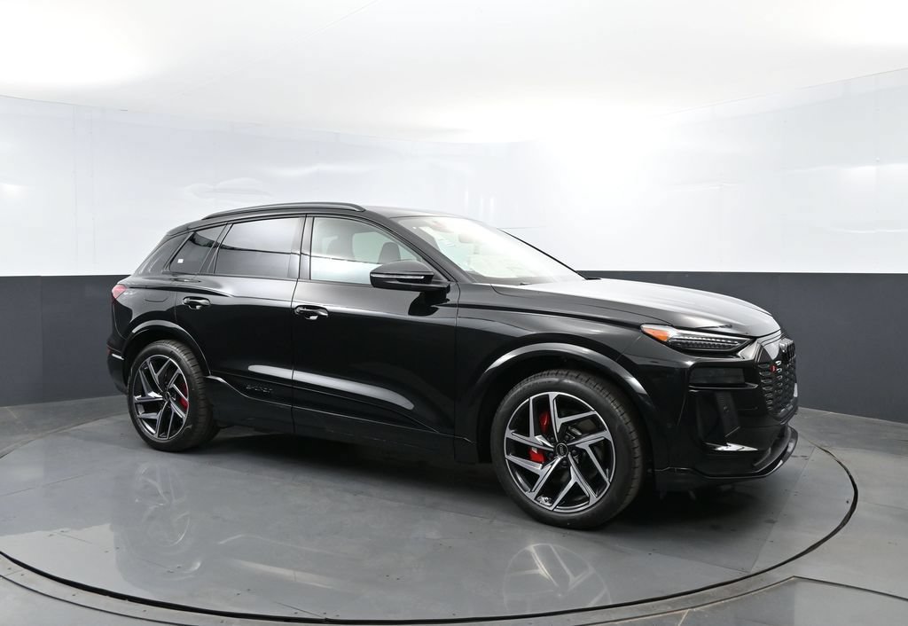New 2027 Audi SQ6 e-tron Premium Plus AWD/4WD image 3