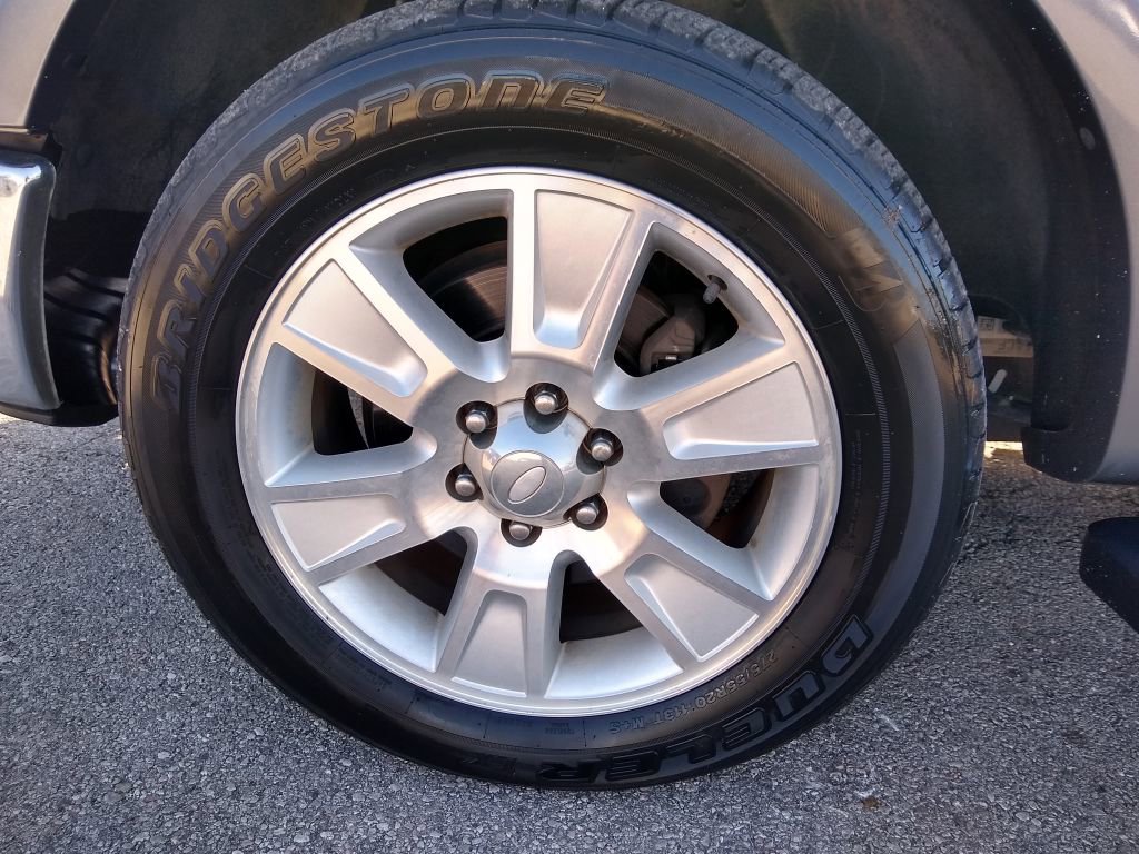 Used 2013 Ford F150 Lariat w/ Luxury Equipment Group image 14