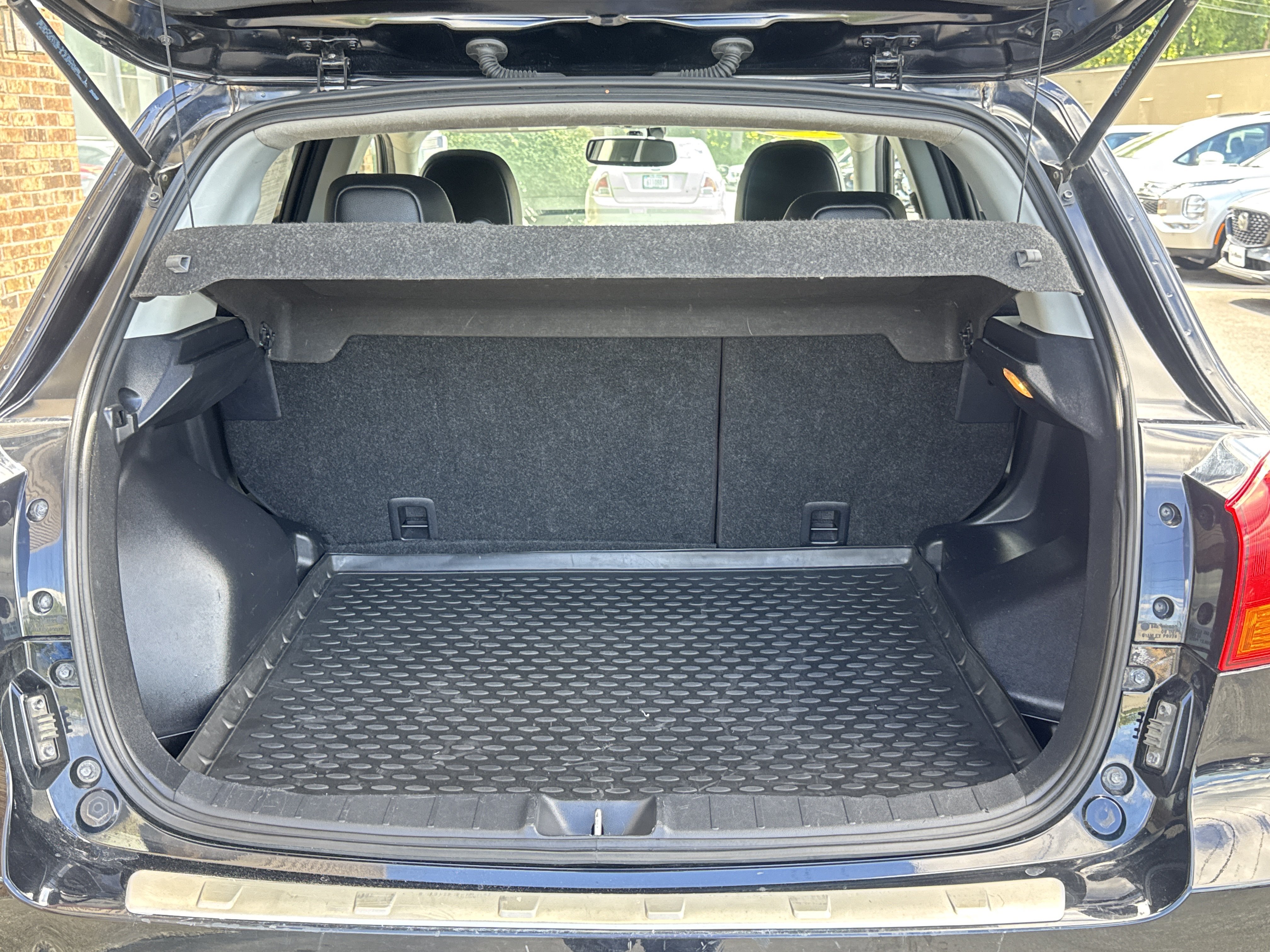 Used 2018 Mitsubishi Outlander Sport SEL AWD/4WD image 9