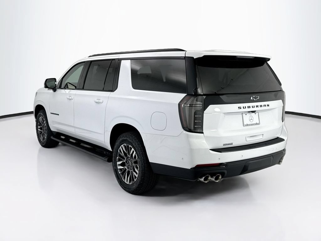 Used 2026 Chevrolet Suburban Z71 w/ Z71 Off-Road Package AWD/4WD image 7