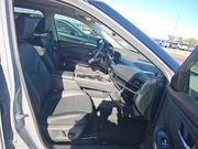 Used 2023 Nissan Rogue SL w/ SL Premium Package image 10