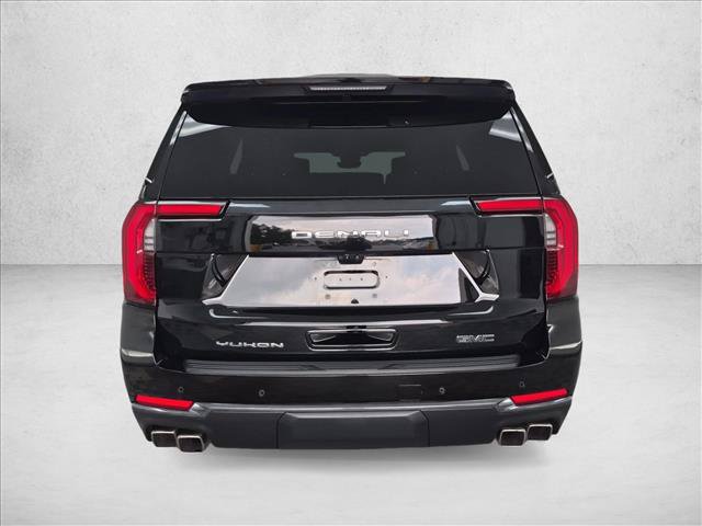 Used 2025 GMC Yukon Denali Ultimate AWD/4WD image 7
