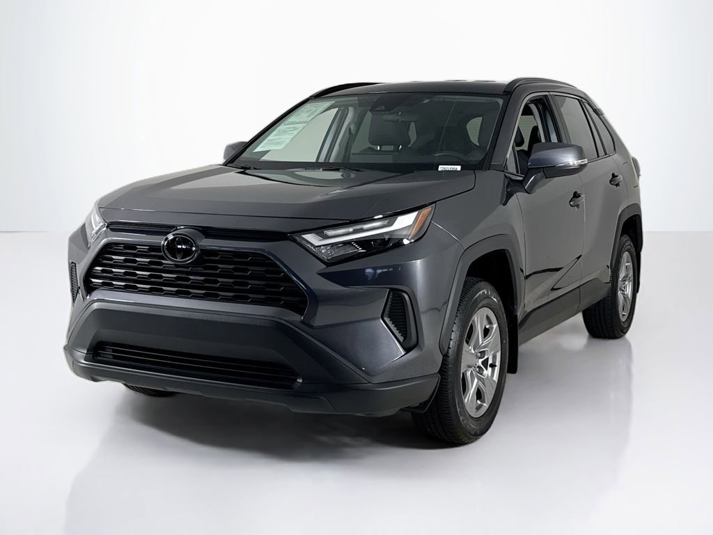 Used 2024 Toyota RAV4 XLE AWD/4WD image 1